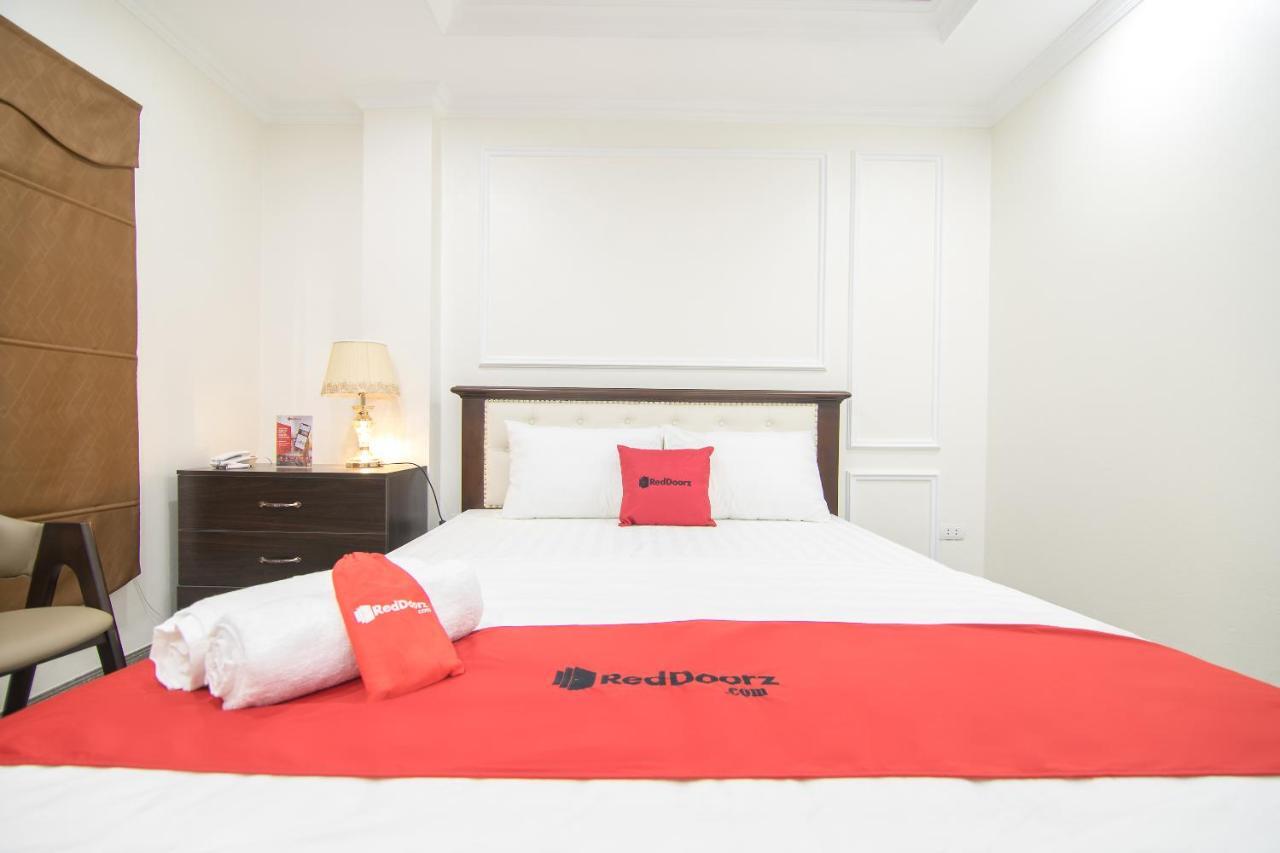 Reddoorz Near Pho Co Ha Noi Bed and Breakfast Hanoi Exteriör bild